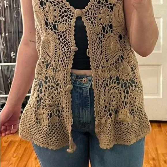 Crochet Vest size Large (12-14) excellent condition - Picture 2 of 4